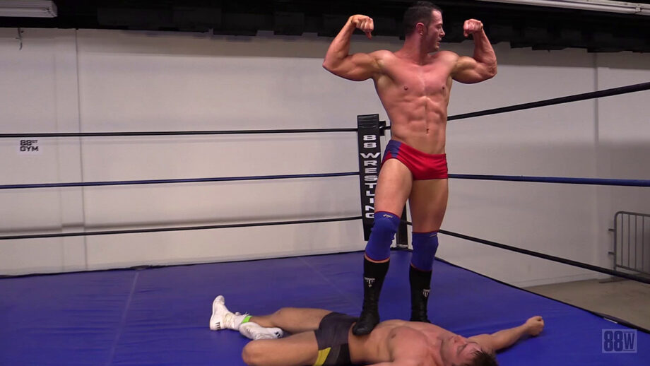 Dash Decker vs Tanner Hill